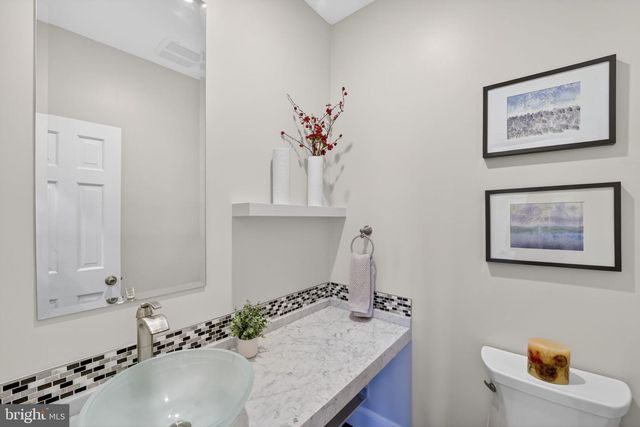 5115 CAPE COD CT, Bethesda, MD 20816