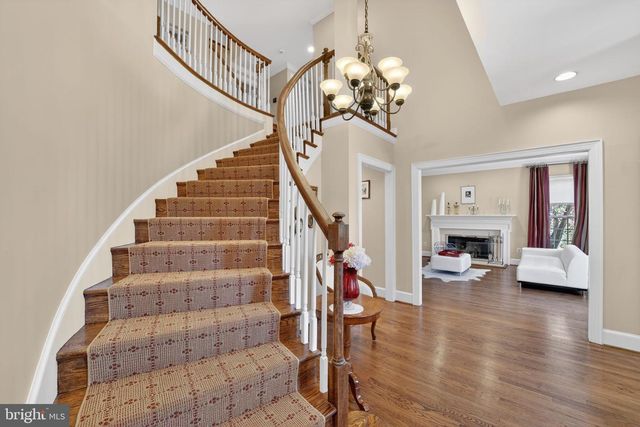 5115 CAPE COD CT, Bethesda, MD 20816