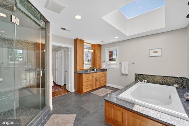 5115 CAPE COD CT, Bethesda, MD 20816