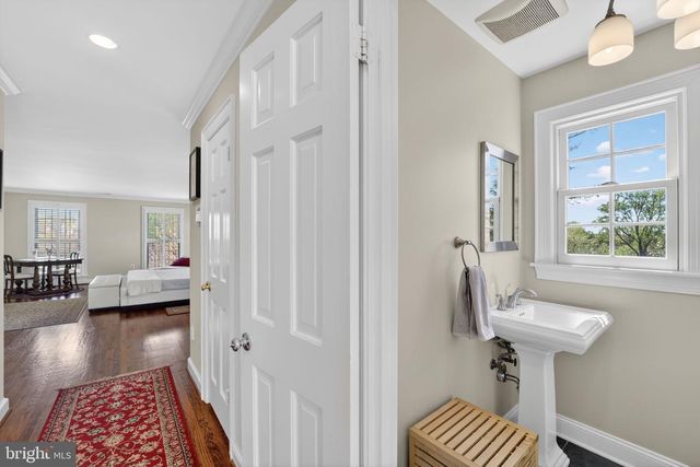 5115 CAPE COD CT, Bethesda, MD 20816
