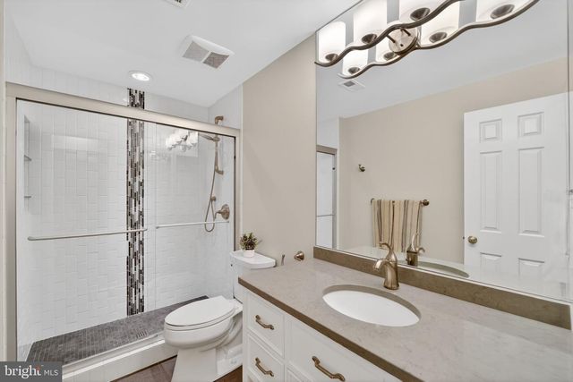 5115 CAPE COD CT, Bethesda, MD 20816