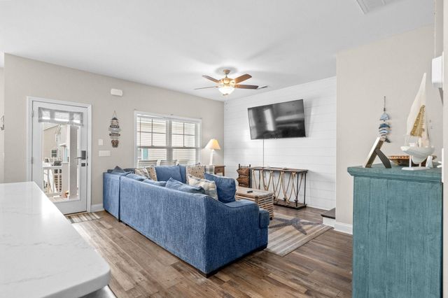 6001 - 1109 S Kings Hwy., Myrtle Beach, SC 29575