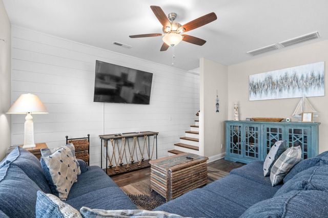 6001 - 1109 S Kings Hwy., Myrtle Beach, SC 29575
