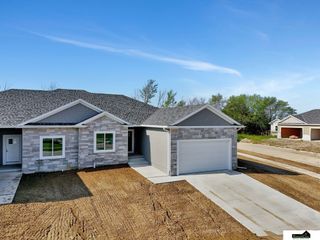 4901 Spire Street, Lincoln, NE 68516