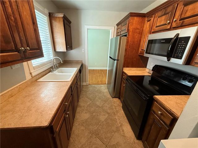 214 Upham Street 4C, Mobile, AL 36607