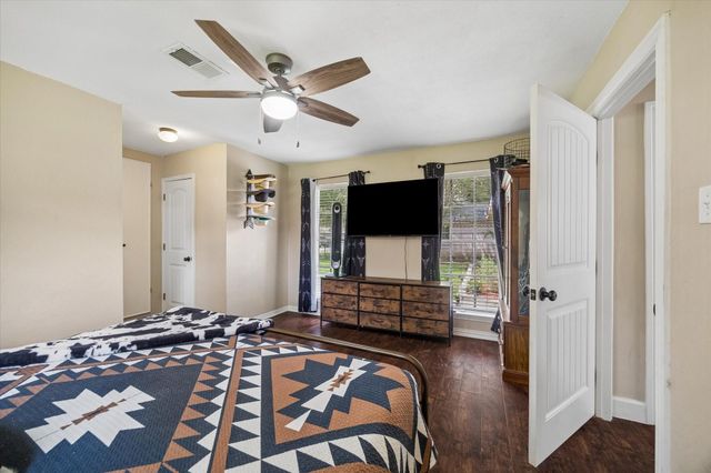 2703 Newman, Liberty, TX 77575