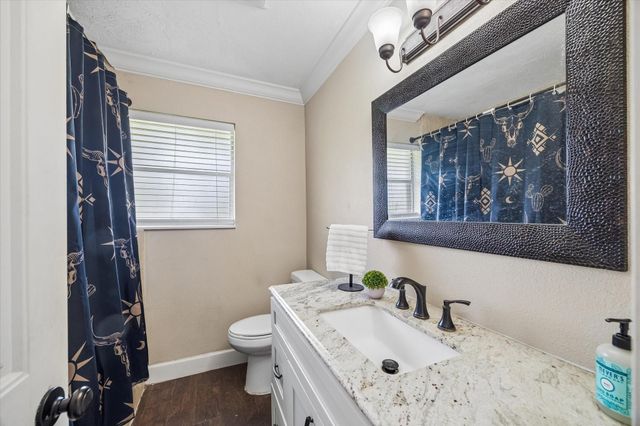 2703 Newman, Liberty, TX 77575