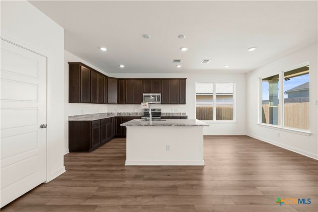 711 James Parker Circle, Killeen, TX 76542