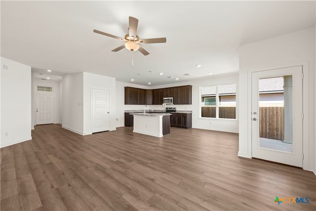 711 James Parker Circle, Killeen, TX 76542