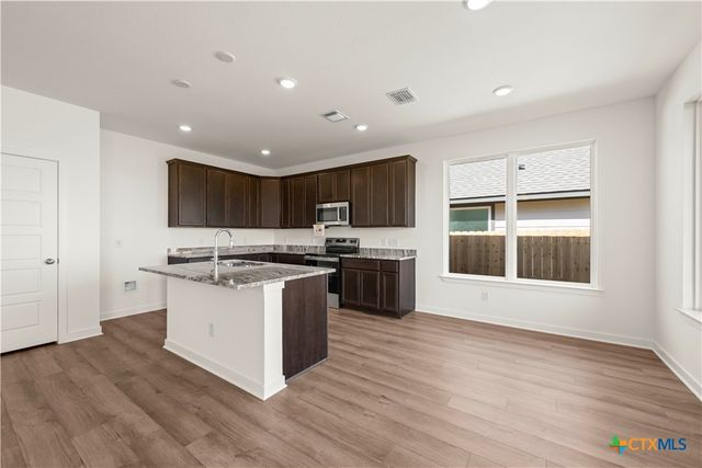 711 James Parker Circle, Killeen, TX 76542