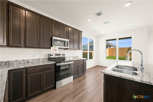 711 James Parker Circle, Killeen, TX 76542