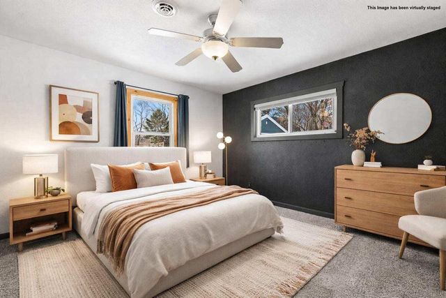 W377S3554 Lake DRIVE, Dousman, WI 53118