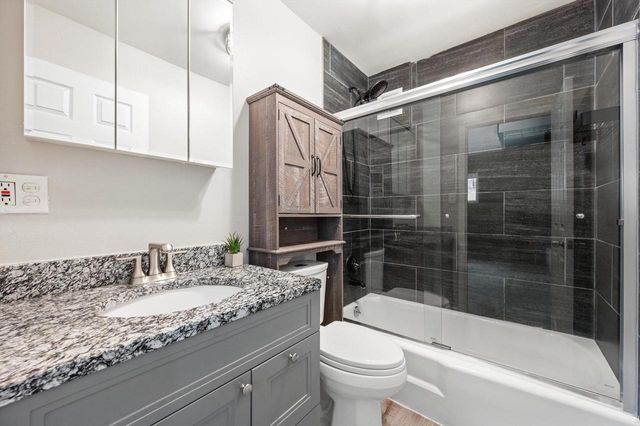 W377S3554 Lake DRIVE, Dousman, WI 53118