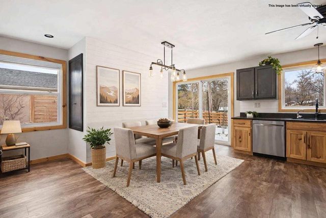 W377S3554 Lake DRIVE, Dousman, WI 53118