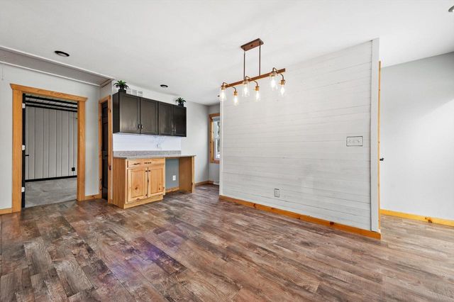 W377S3554 Lake DRIVE, Dousman, WI 53118