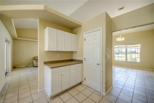 1821 SW 41st ST, Cape Coral, FL 33914