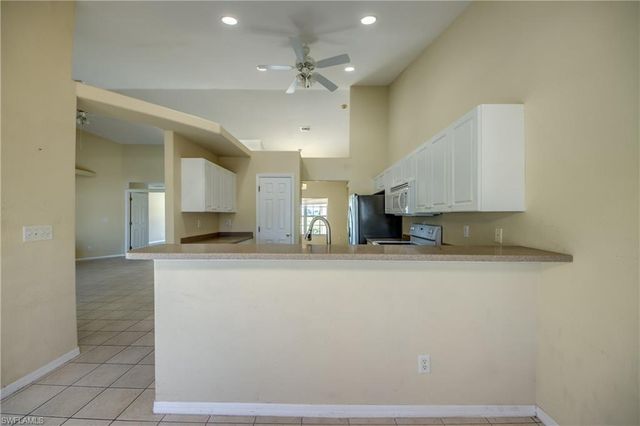1821 SW 41st ST, Cape Coral, FL 33914