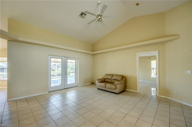 1821 SW 41st ST, Cape Coral, FL 33914