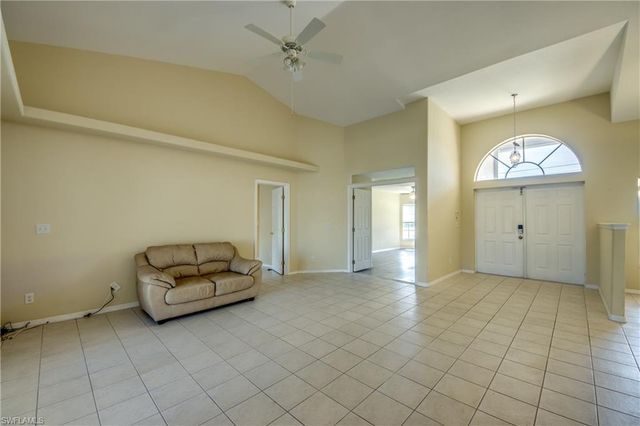 1821 SW 41st ST, Cape Coral, FL 33914