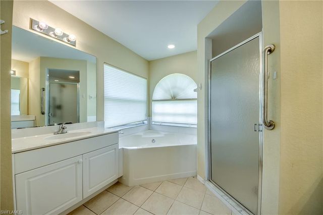 1821 SW 41st ST, Cape Coral, FL 33914