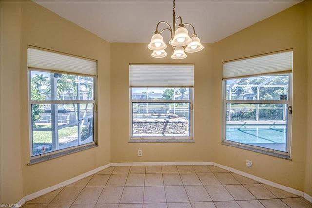 1821 SW 41st ST, Cape Coral, FL 33914