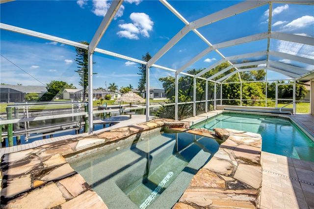 1821 SW 41st ST, Cape Coral, FL 33914