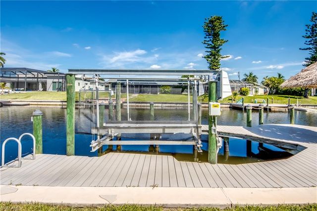 1821 SW 41st ST, Cape Coral, FL 33914