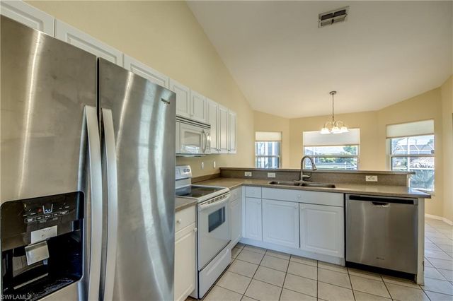1821 SW 41st ST, Cape Coral, FL 33914