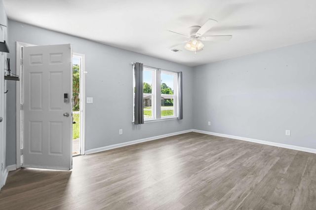 4421 Jenwood Street, Ladson, SC 29456