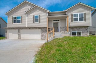 1304 Holland Court, Independence, MO 64056
