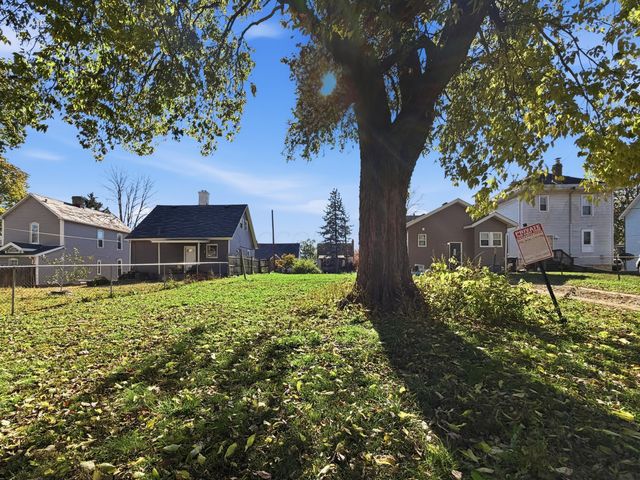 1556 Walsh Avenue, Columbus, OH 43223