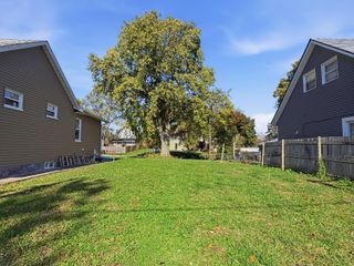 1556 Walsh Avenue, Columbus, OH 43223