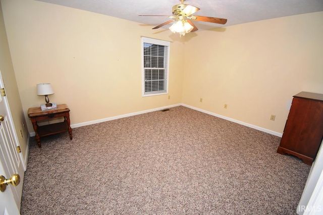 848 Makenna Circle, Frankfort, IN 46041