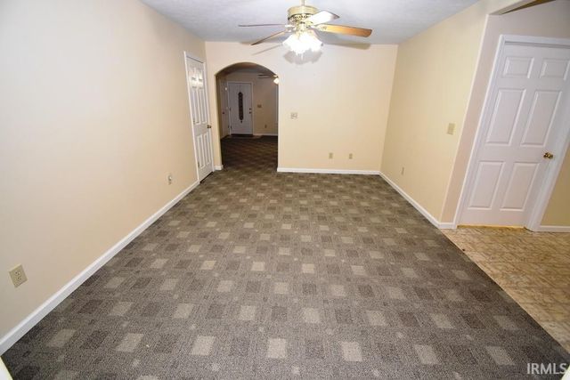 848 Makenna Circle, Frankfort, IN 46041