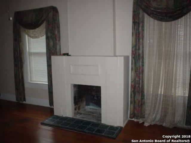 214 Ira, San Antonio, TX 78209