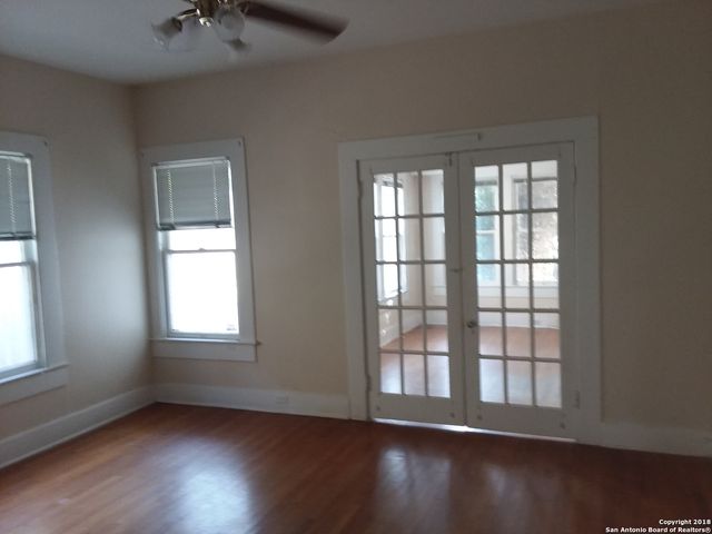 214 Ira, San Antonio, TX 78209