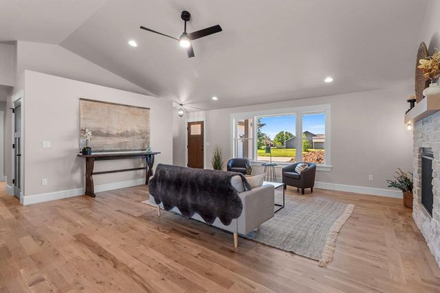 3022 WINNIPEG STREET, Menasha, WI 54952