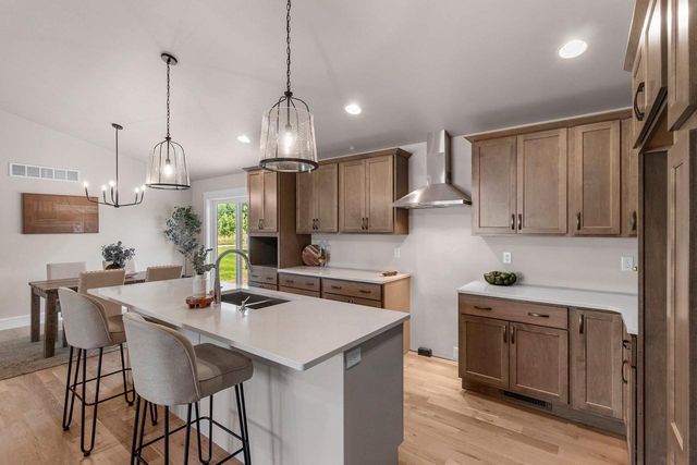3022 WINNIPEG STREET, Menasha, WI 54952