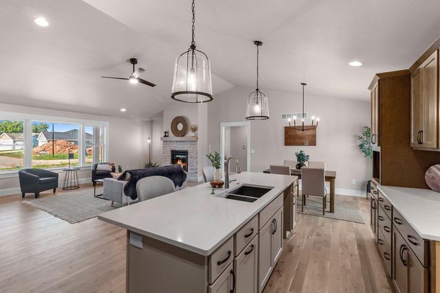 3022 WINNIPEG STREET, Menasha, WI 54952