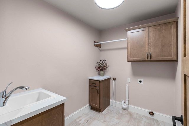 3022 WINNIPEG STREET, Menasha, WI 54952