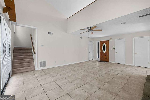 990 Chapman Lane, Stone Mountain, GA 30088