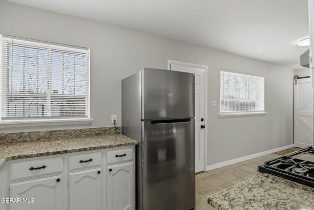 5708 LEXINGTON Drive, El Paso, TX 79924