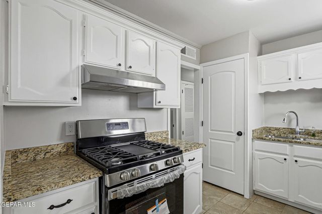 5708 LEXINGTON Drive, El Paso, TX 79924