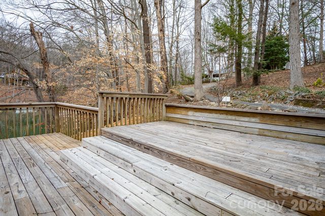 208 Island View Road, Mount Holly, NC 28120