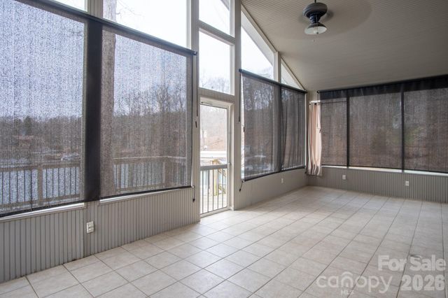 208 Island View Road, Mount Holly, NC 28120