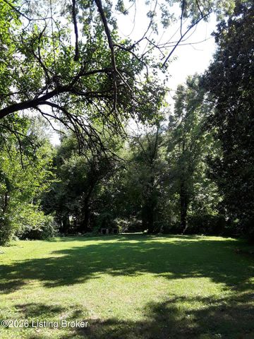 3638 River Park Dr, Louisville, KY 40211