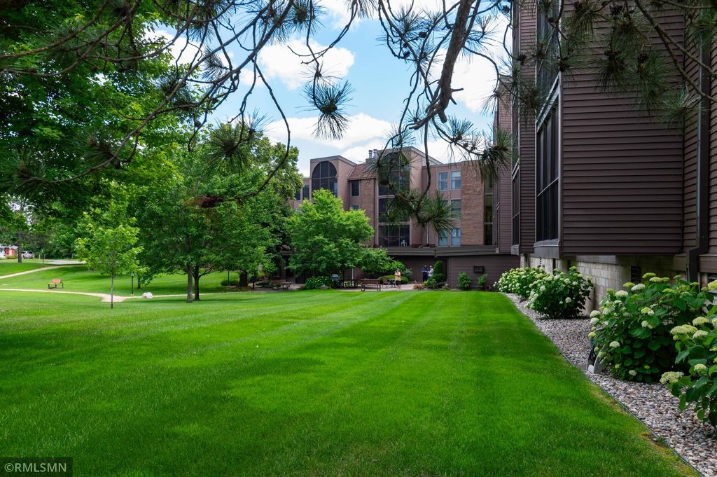 9700 Portland Avenue S 330, Bloomington, MN 55420 — photo 3