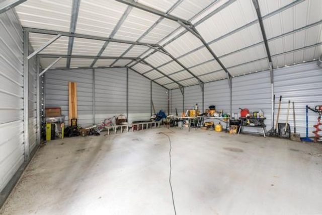 478 County Road 647, Dayton, TX 77535