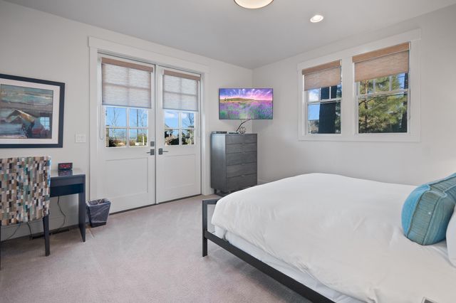 19224 Solomon Drive, Bend, OR 97702