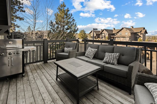 19224 Solomon Drive, Bend, OR 97702